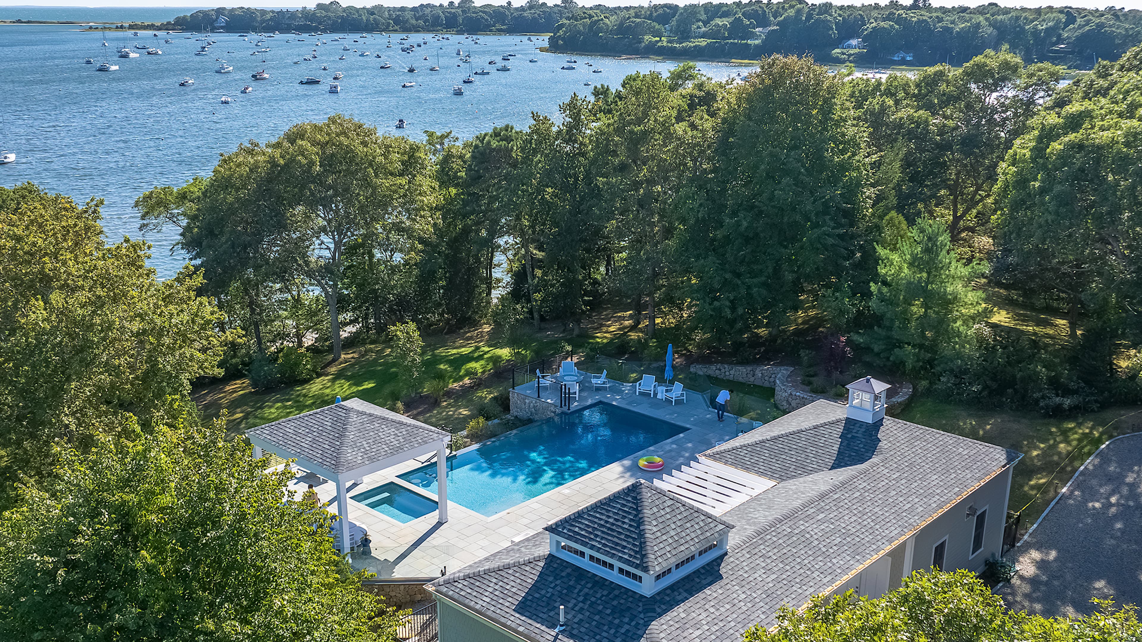 Cotuit Bay pool house - 3